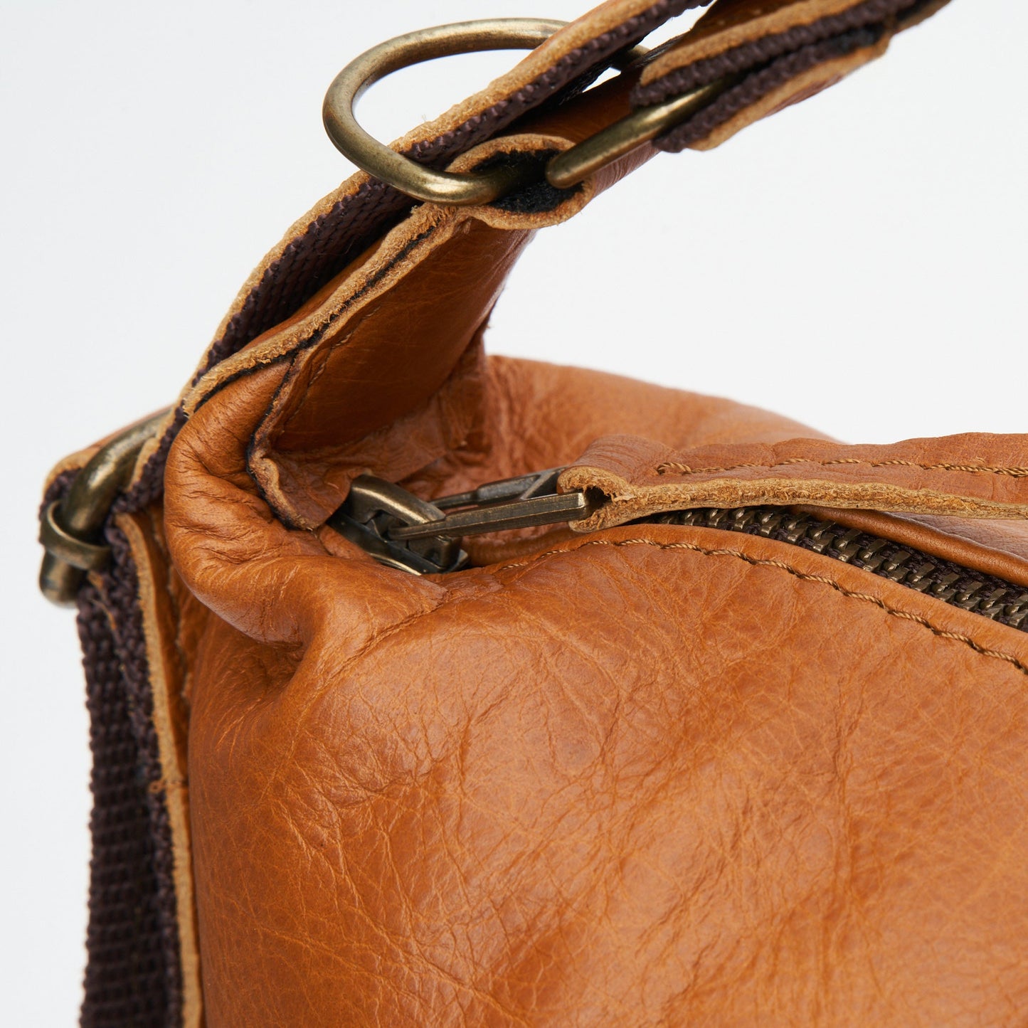 Avery 2 in 1 Handbag and Backpack